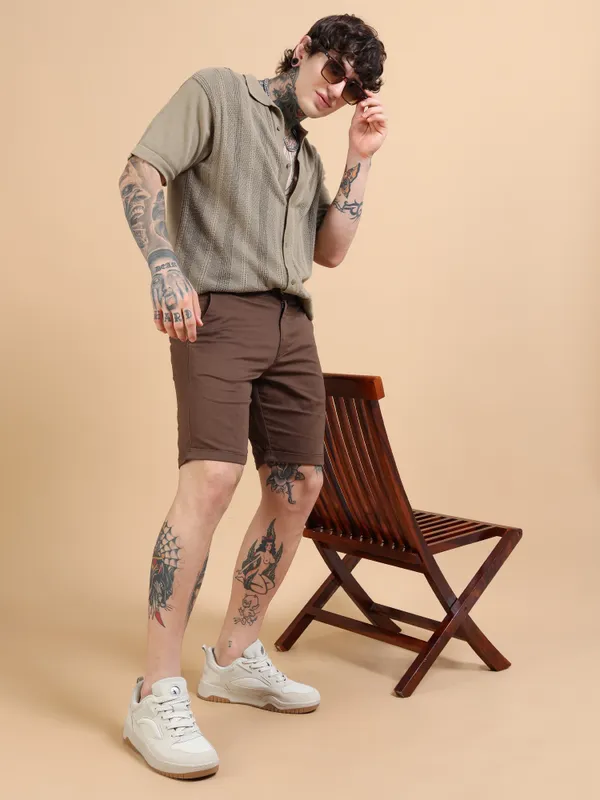 Brown_Cotton_Solid_Chinos_Shorts_For_Men