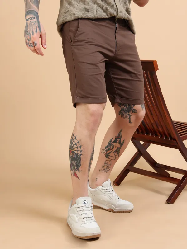 Brown_Cotton_Solid_Chinos_Shorts_For_Men