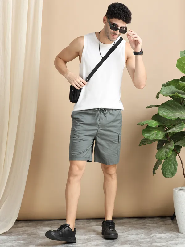 Grey_Cotton_Regular_Cargo_Shorts_For_Men