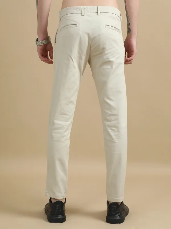 Beige_Cotton_Regular_Slim_Fit_Solid_Mid-Rise_Trouser_For_Men