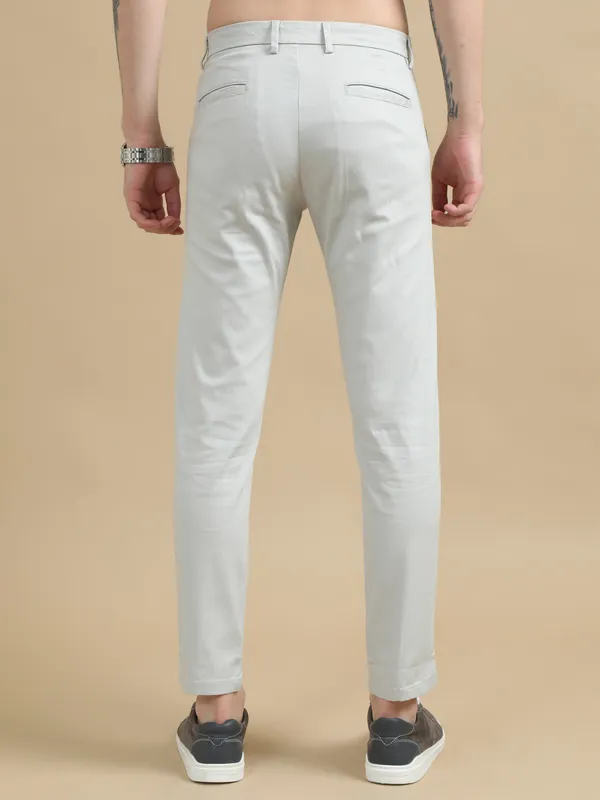 Off_White_Cotton_Regular_Slim_Fit_Solid_Mid-Rise_Trouser_For_Men