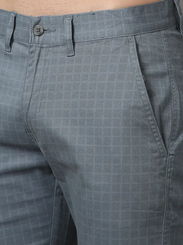 Grey_Cotton_Regular_Slim_Fit_Solid_Mid-Rise_Trouser_For_Men
