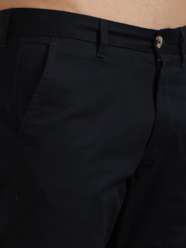 Blue_Cotton_Regular_Slim_Fit_Solid_Mid-Rise_Trouser_For_Men