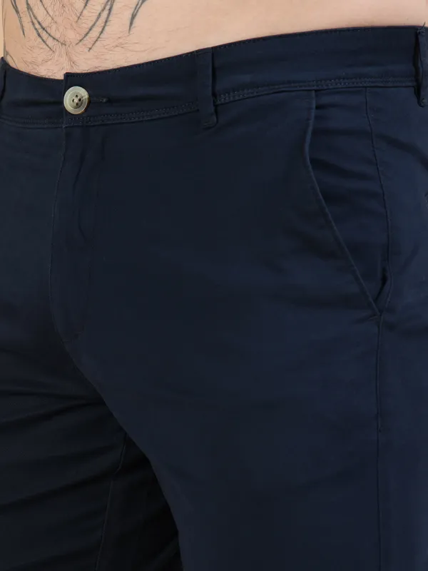 Navy_Blue_Cotton_Solid_Chinos_Shorts_For_Men