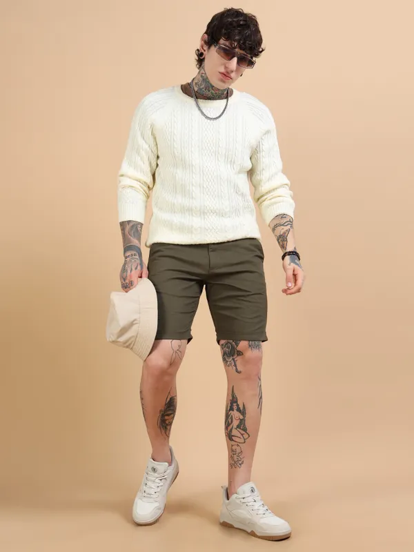 Olive_Green_Cotton_Solid_Chinos_Shorts_For_Men