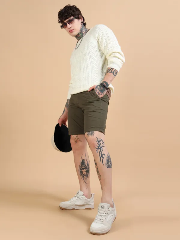 Olive_Green_Cotton_Solid_Chinos_Shorts_For_Men