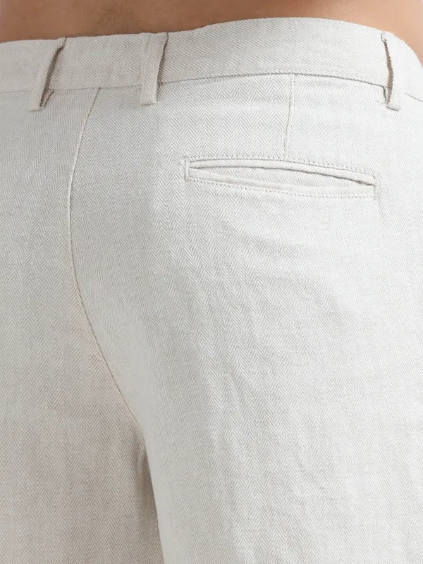 Off_White_Cotton_Regular_Shorts_For_Men