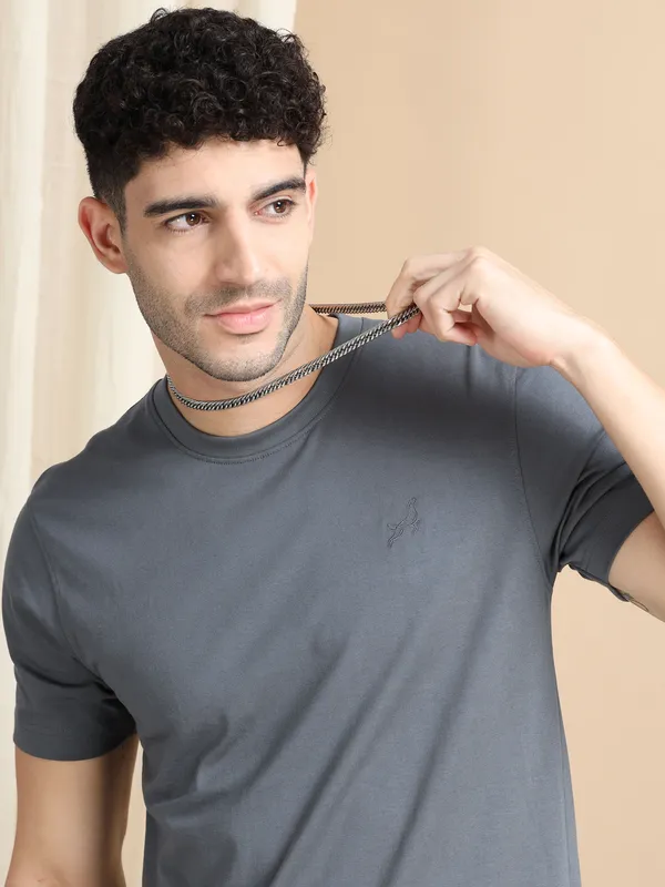 Grey_Cotton_Regular_T-Shirt_For_Men