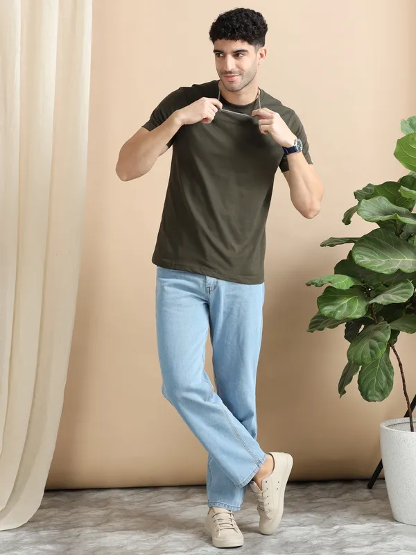 Olive_Green_Cotton_Regular_T-Shirt_For_Men
