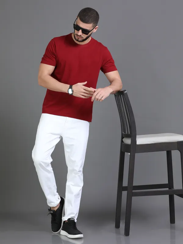 Maroon_Cotton_Regular_T-Shirt_For_Men