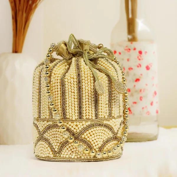 Pearl_Elegance_Potli