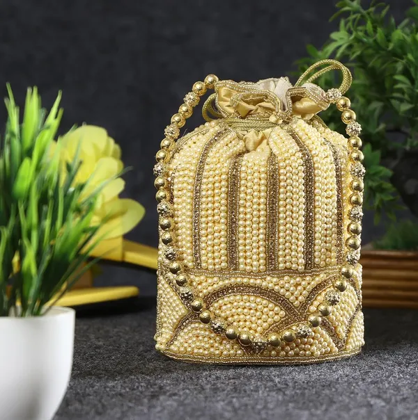 Pearl_Elegance_Potli