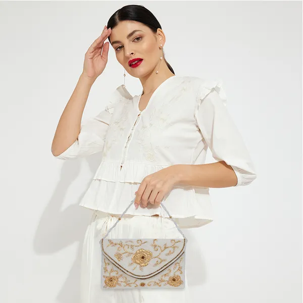 Radiant_Handcrafted_Zari_Clutch_Bag