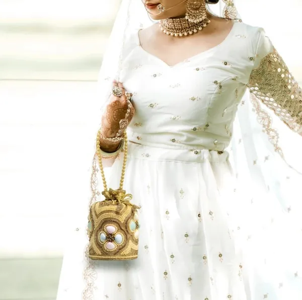 Pearl_Shell_Glam