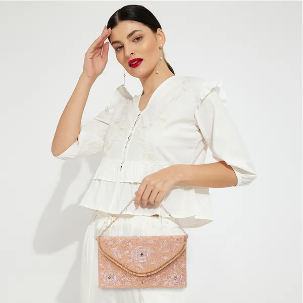 Radiant_Handcrafted_Zari_Clutch_Bag