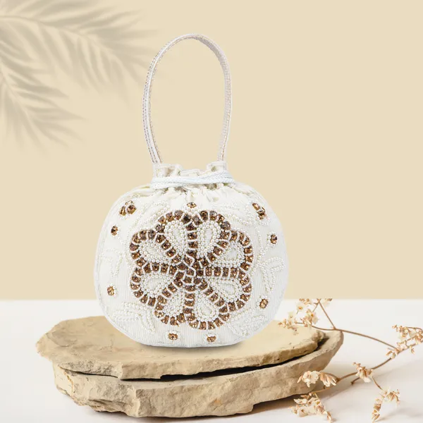 Luxurious_Handcrafted_Potli