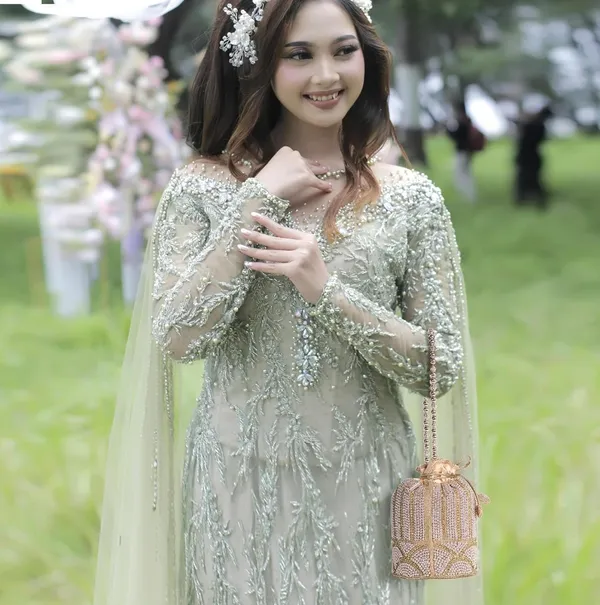 Pearl_Elegance_Potli