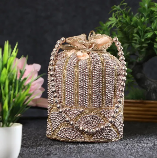 Pearl_Elegance_Potli