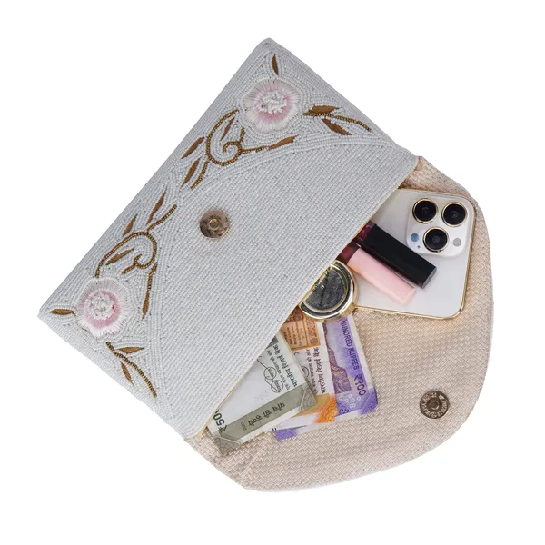 Majestic_Handcrafted_Zari_Clutch
