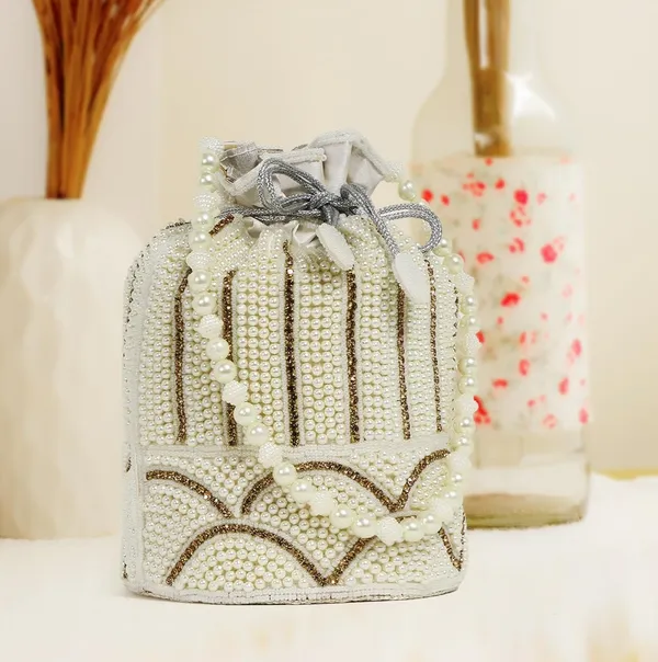 Pearl_Elegance_Potli