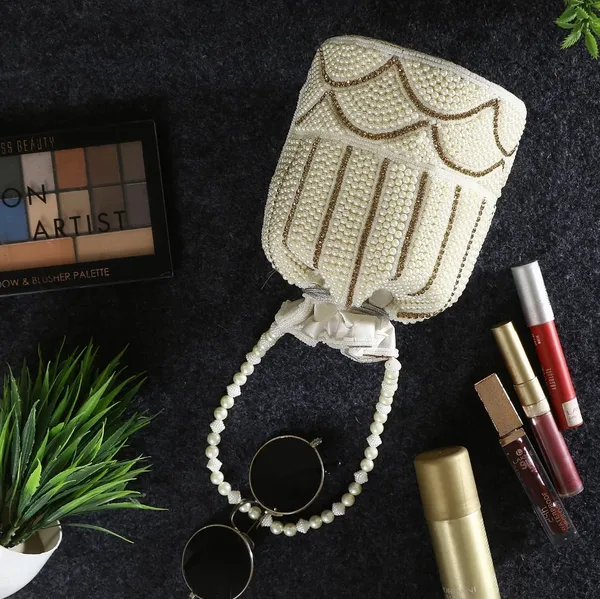 Pearl_Elegance_Potli