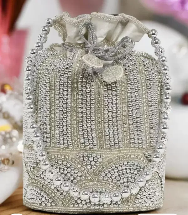 Pearl_Elegance_Potli