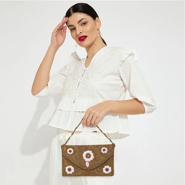 Majestic_Handcrafted_Zari_Clutch