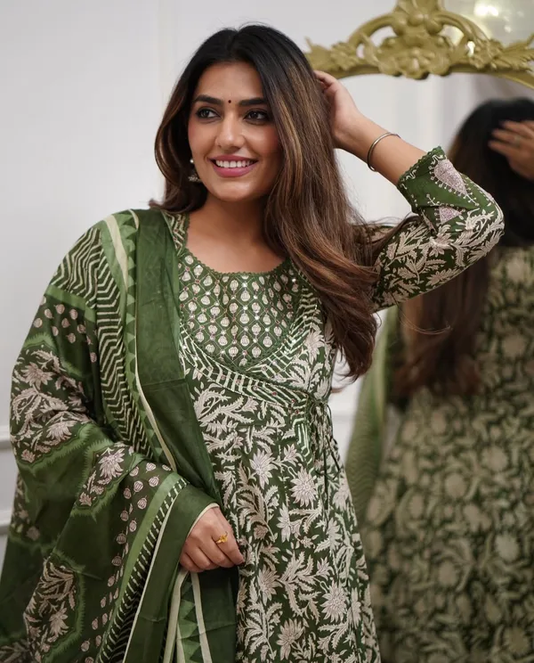 Green_Cotton_Printed_Kurta_With_Pant_And_Dupatta_Set_|_For_Women