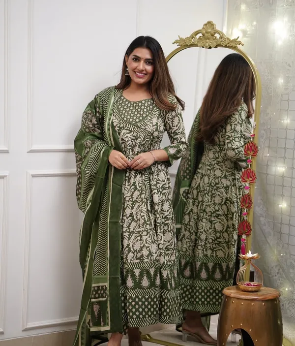 Green_Cotton_Printed_Kurta_With_Pant_And_Dupatta_Set_|_For_Women