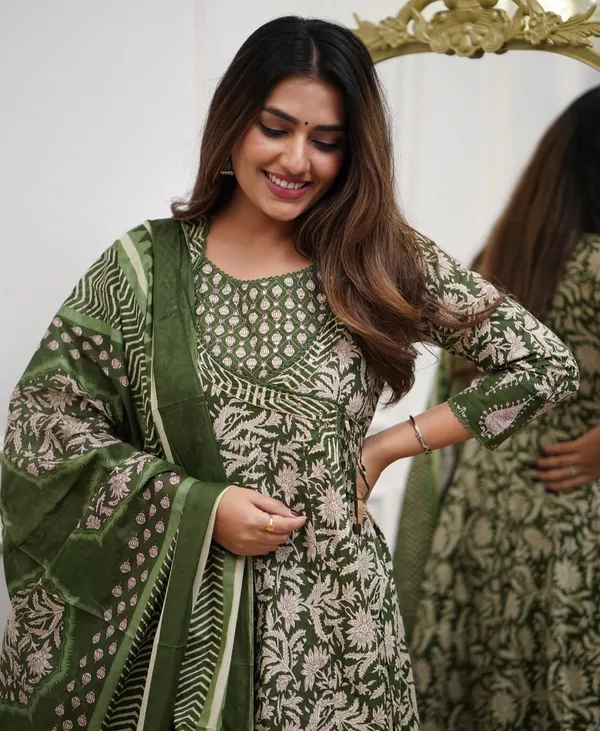Green_Cotton_Printed_Kurta_With_Pant_And_Dupatta_Set_|_For_Women