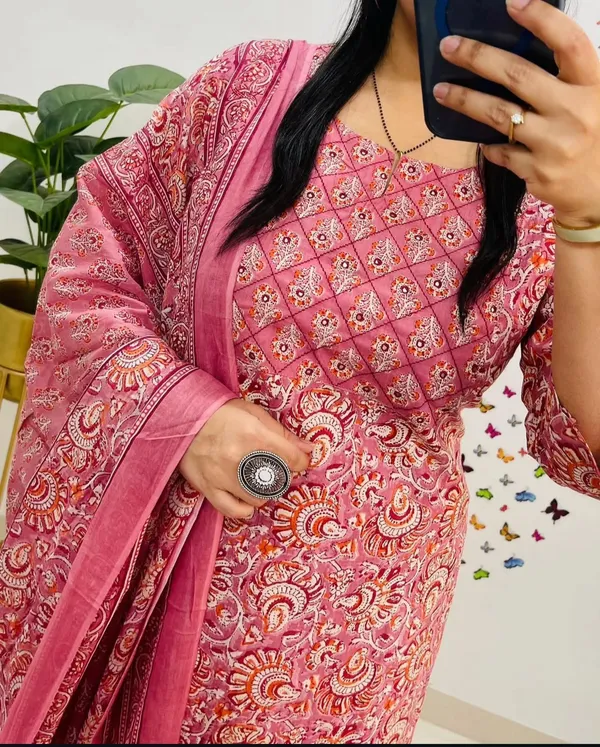 Pink_Printed_Cotton_Kurta_With_Pant_And_Dupatta_Set_|_For_Women