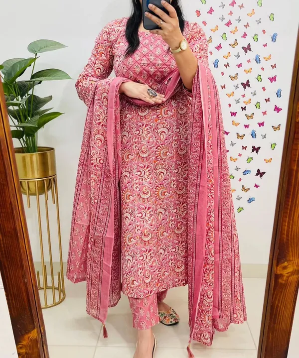 Pink_Printed_Cotton_Kurta_With_Pant_And_Dupatta_Set_|_For_Women