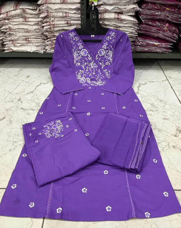 Lavender_Embroidered_Cotton_Kurta_With_Pant_And_Dupatta_Set_|_For_Women