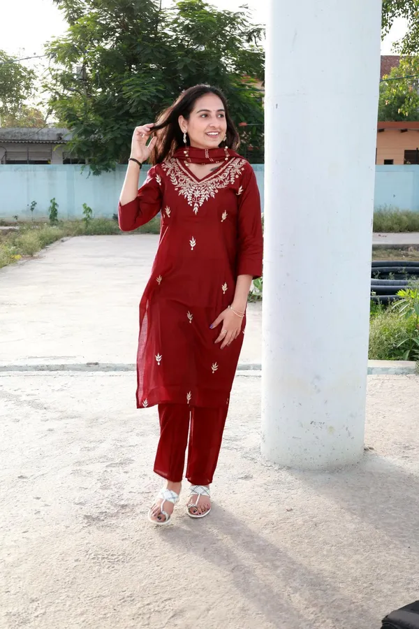 Maroon_Ethnic_Suit_Set