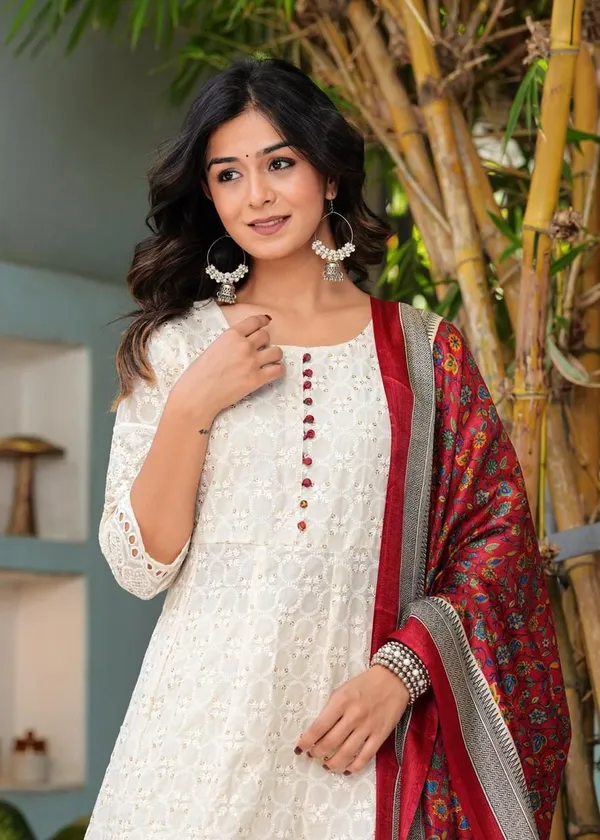 Off_White_Cotton_Printed_Kurta_With_Pant_And_Dupatta_Set_|_For_Women