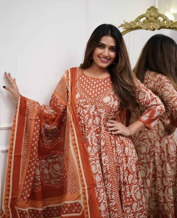 Orange_Cotton_Printed_Kurta_With_Pant_And_Dupatta_Set_|_For_Women