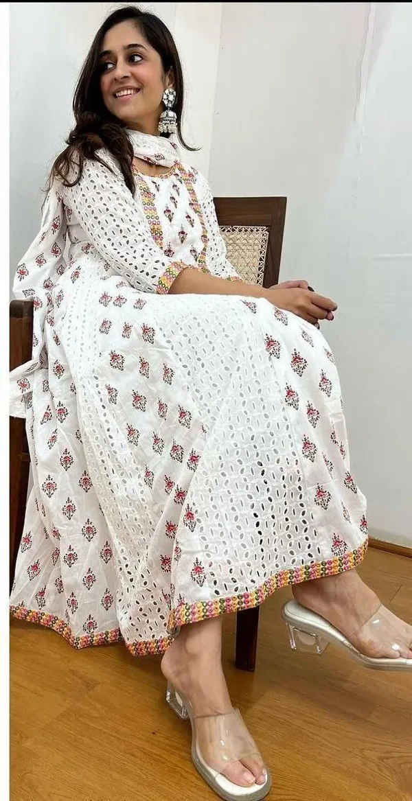 White_Printed_Kurta_With_Pant_And_Dupatta_Set_|_For_Women
