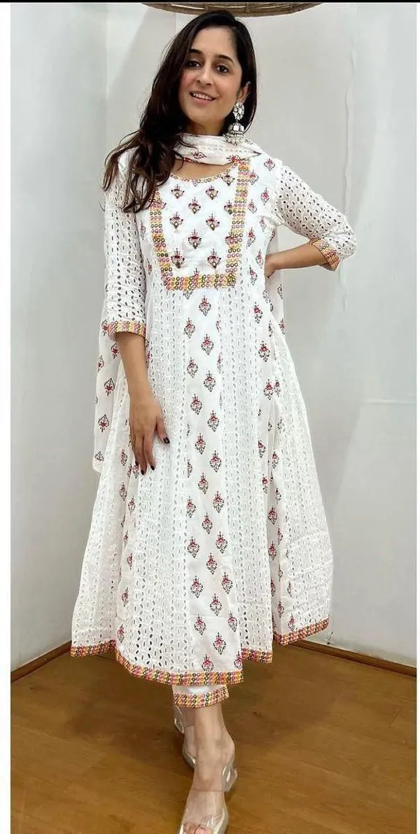 White_Printed_Kurta_With_Pant_And_Dupatta_Set_|_For_Women