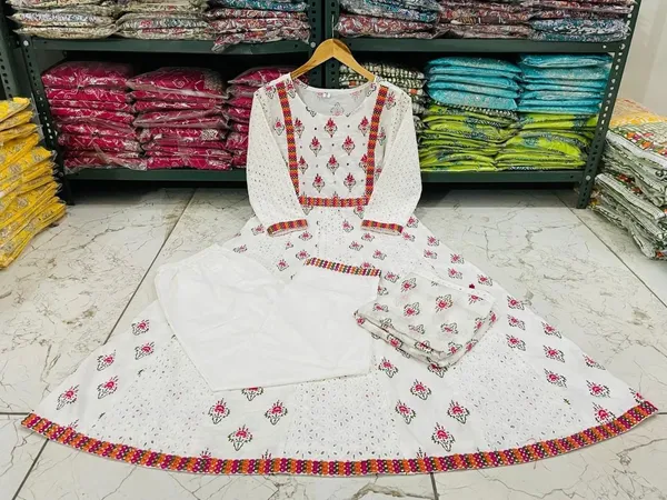 White_Printed_Kurta_With_Pant_And_Dupatta_Set_|_For_Women