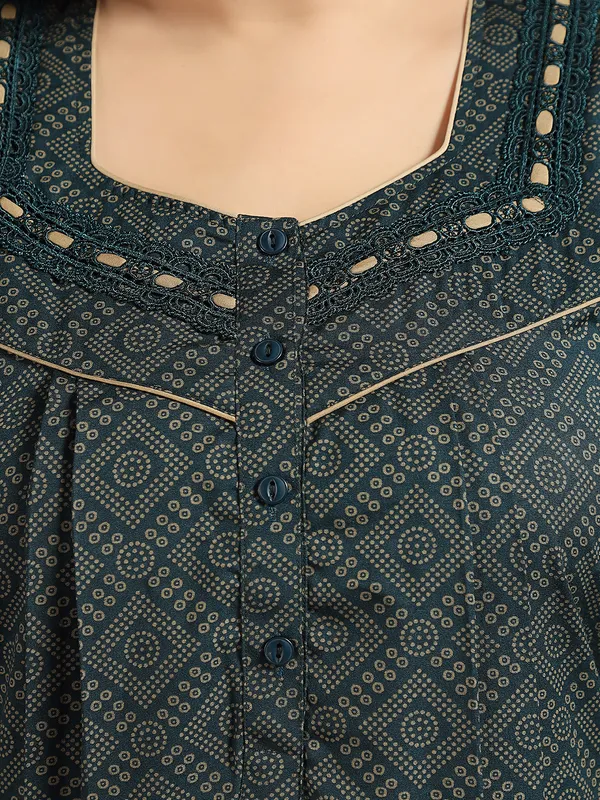 Green_Cotton_Blend_Nighty_For_Women
