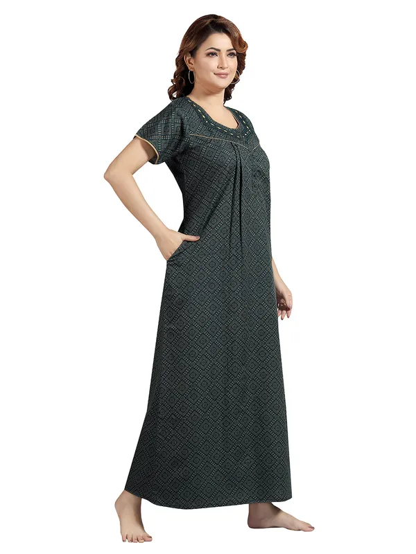 Green_Cotton_Blend_Nighty_For_Women