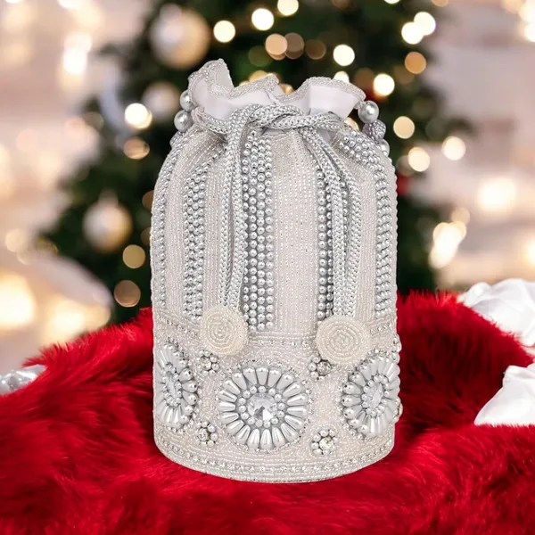 Silver_Drawstring_Closure_With_Crystal_Embellishments_Elegant_Pearl_Beaded_Potli_Bag_