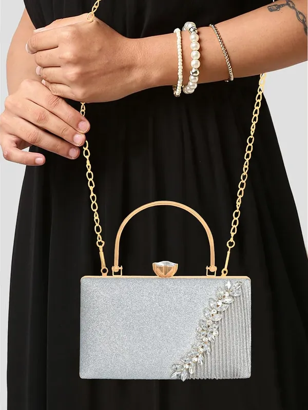 Silver_Glamour_Shine_Elegant_Crystal_Embellished_Clutch_With_Detachable_Chain_Strap_
