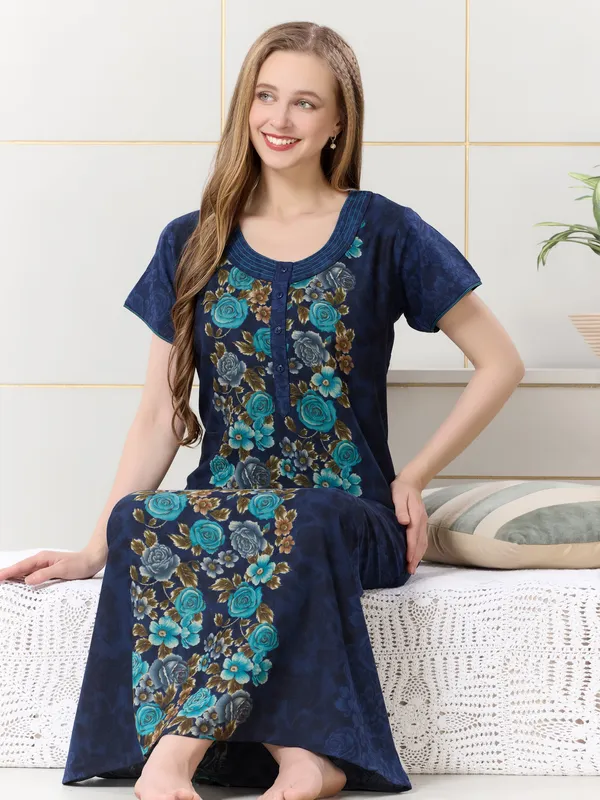 Navy_blue_Alpine_center_panel_floral_nighty