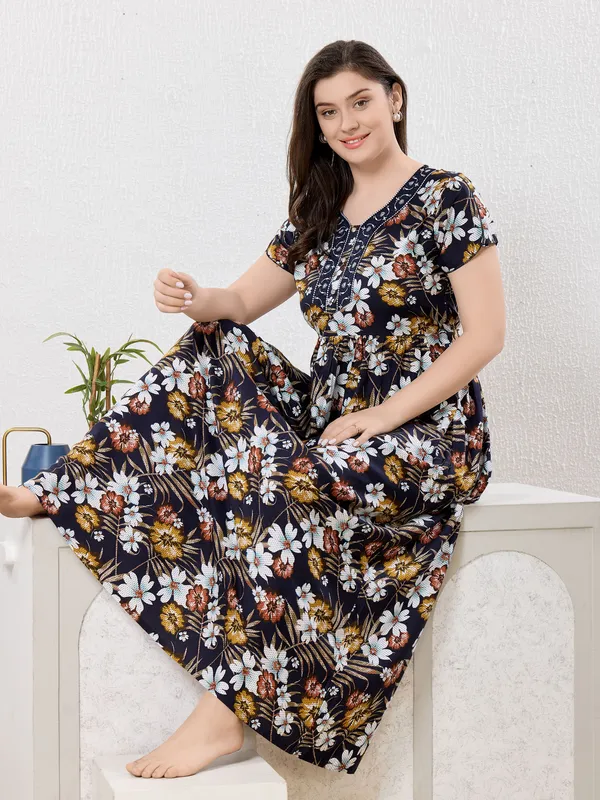 Navy_blue_abstract_print_rayon_Night_Dress_with_flair_and_belt_For_Ladies