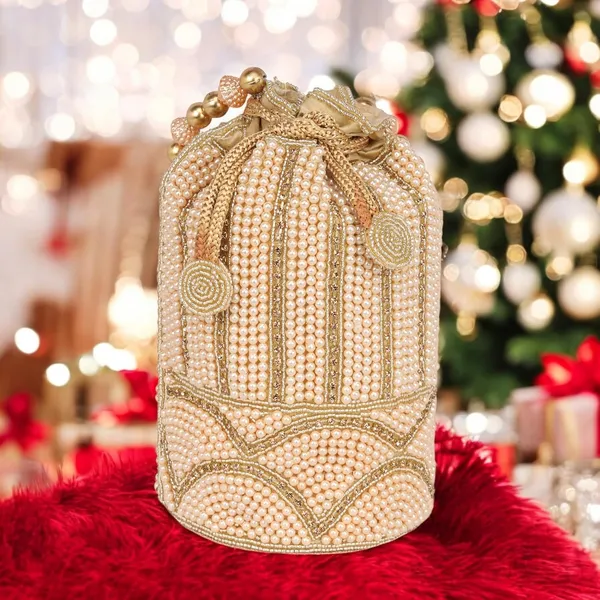 Gold_Ornate_Luxe_Handcrafted_Pearl_Potli_