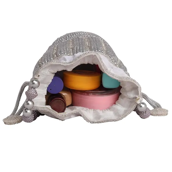 Silver_Ornate_Luxe_Handcrafted_Pearl_Potli_