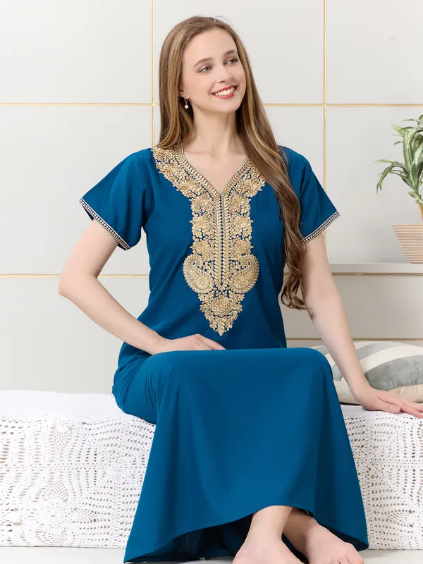 Rama_plain_embroidered_nighty