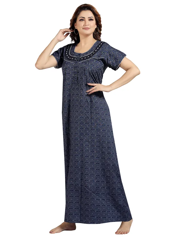 Blue_Floral_Cotton_Night_Dress_For_Ladies