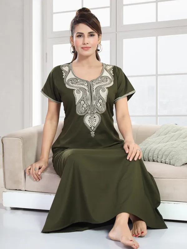 Mehendi_Green_plain_embroidered_Cotton_blend_Night_Dress_For_Ladies
